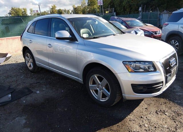 2009 AUDI Q5