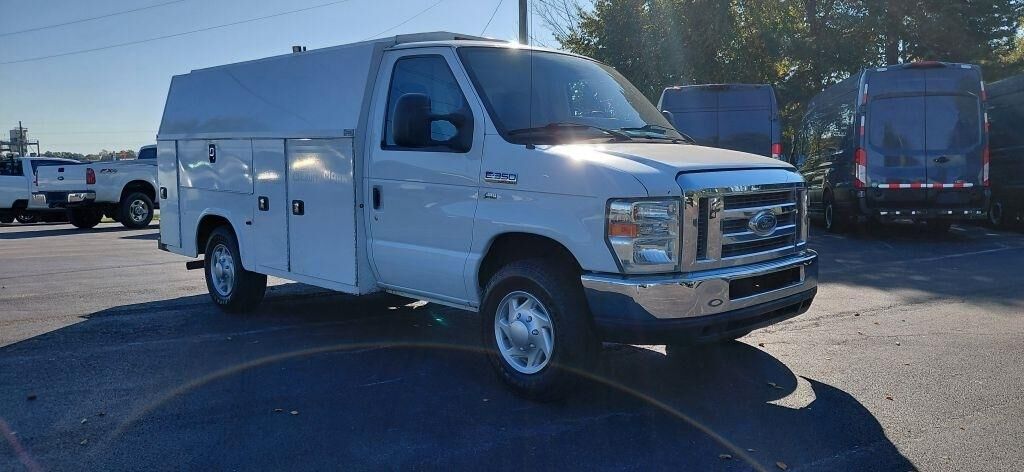 2016 FORD E-350