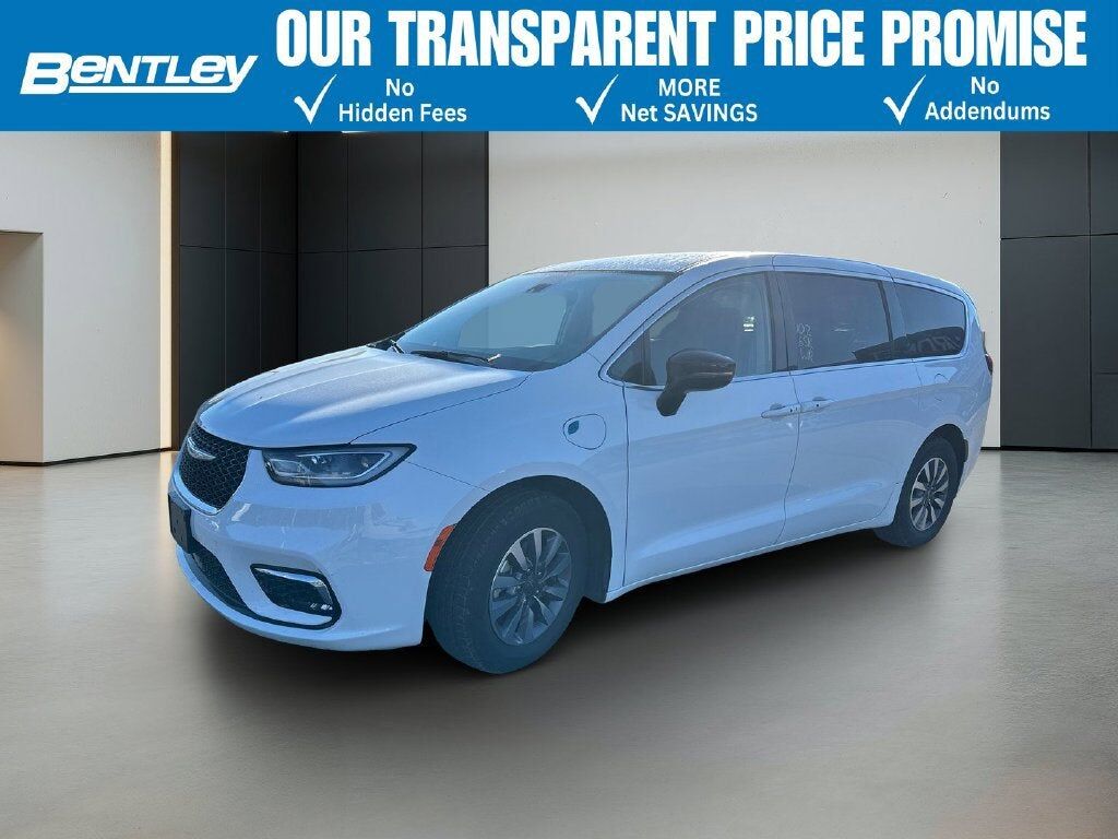 2024 CHRYSLER Pacifica