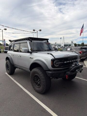 2022 FORD Bronco