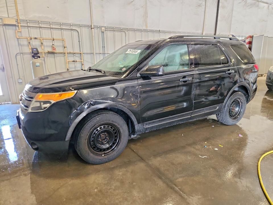 2013 FORD Explorer