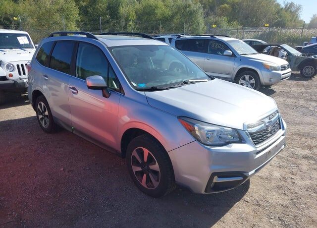 2017 SUBARU Forester