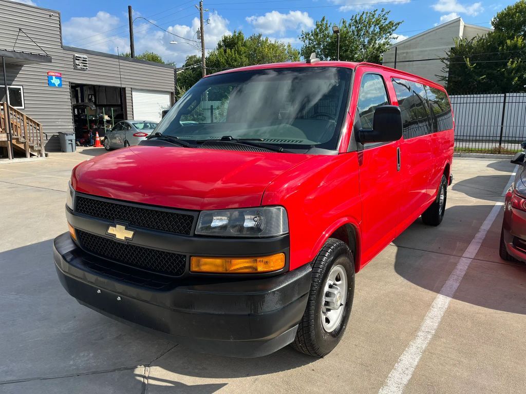 2020 CHEVROLET Express