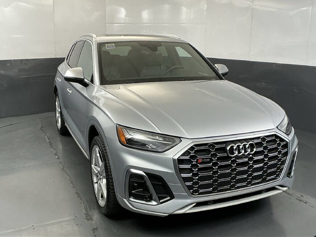 2023 AUDI SQ5