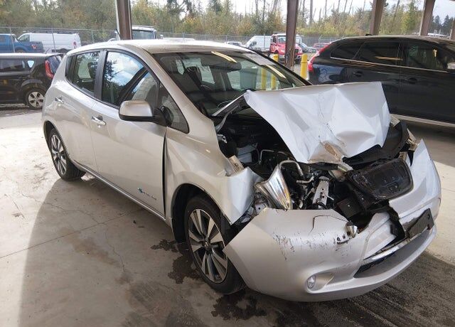 2016 NISSAN Leaf