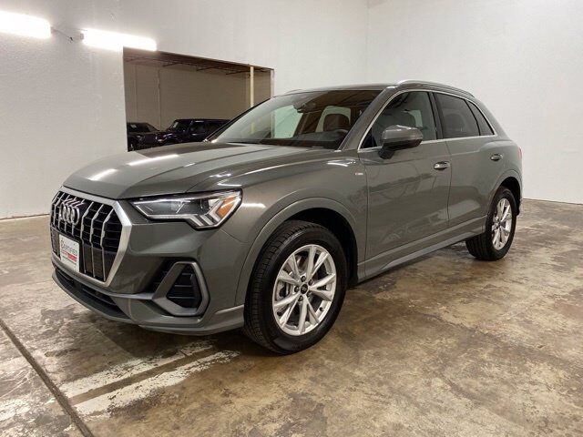 2024 AUDI Q3