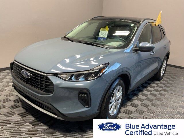 2023 FORD Escape