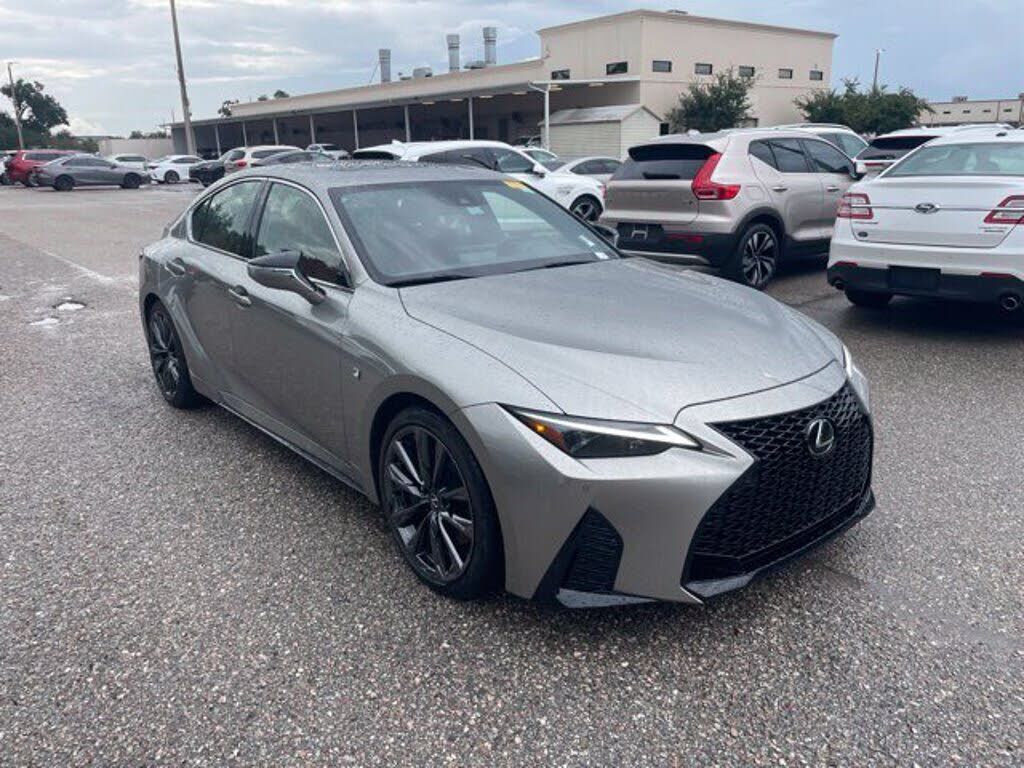 2023 LEXUS IS