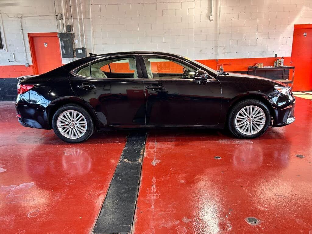 2014 LEXUS ES