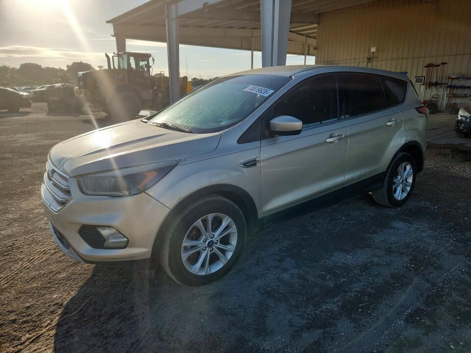 2017 FORD Escape