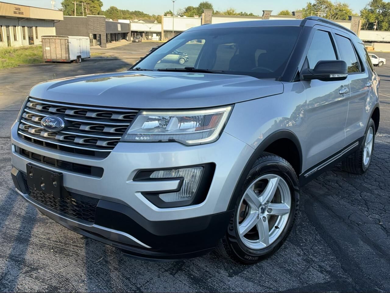 2017 FORD Explorer