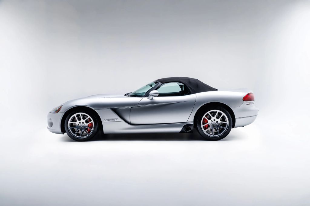 2004 DODGE Viper