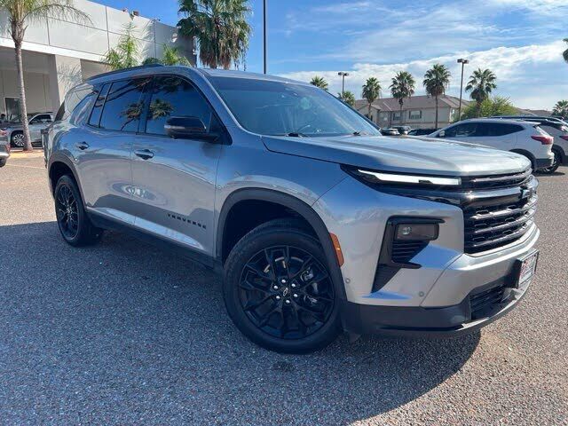 2024 CHEVROLET Traverse