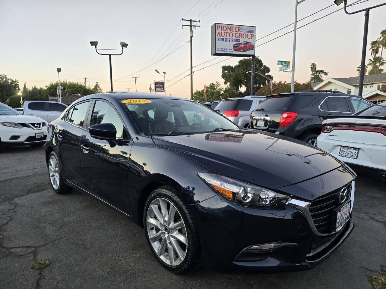 2017 MAZDA Mazda3