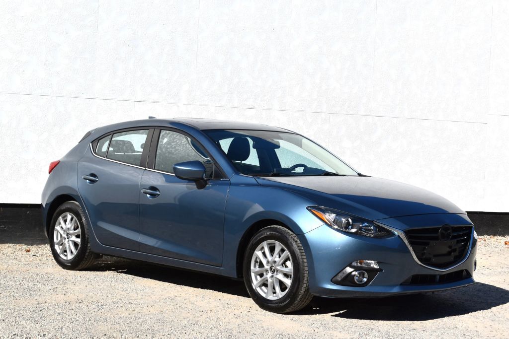 2016 MAZDA Mazda3