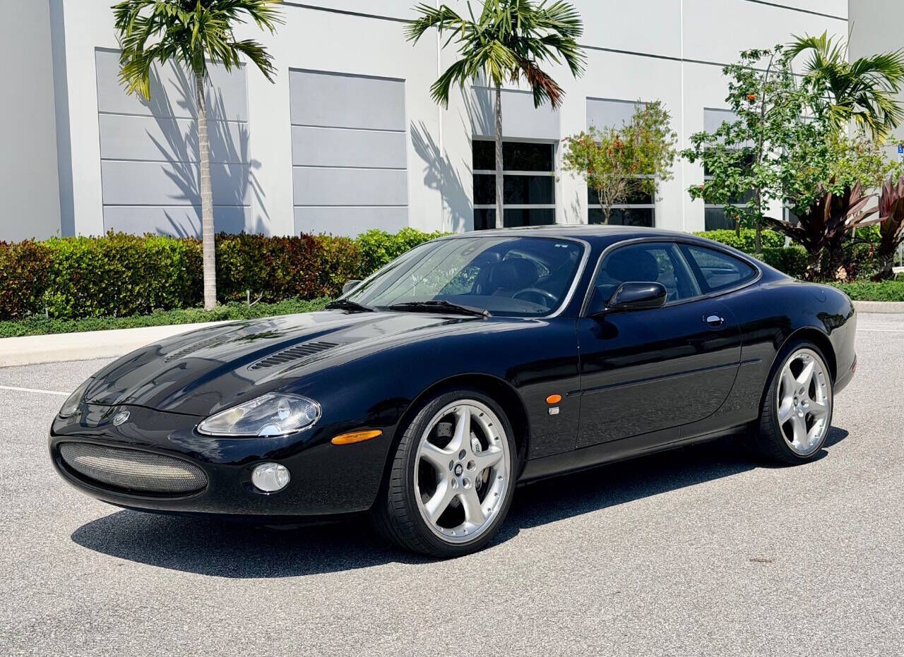 2003 JAGUAR XKR