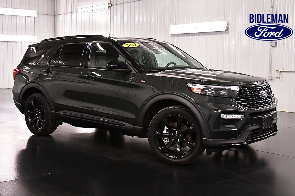 2023 FORD Explorer