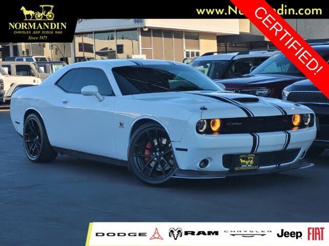 2020 DODGE Challenger
