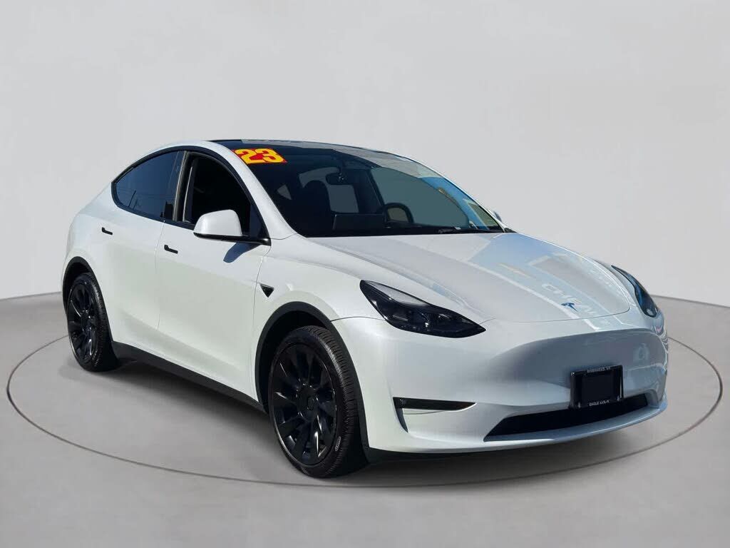 2023 TESLA Model Y