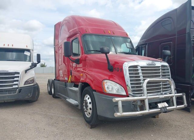 2015 FREIGHTLINER Cascadia