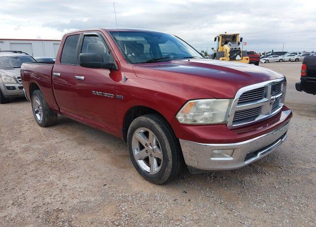 2012 DODGE Ram
