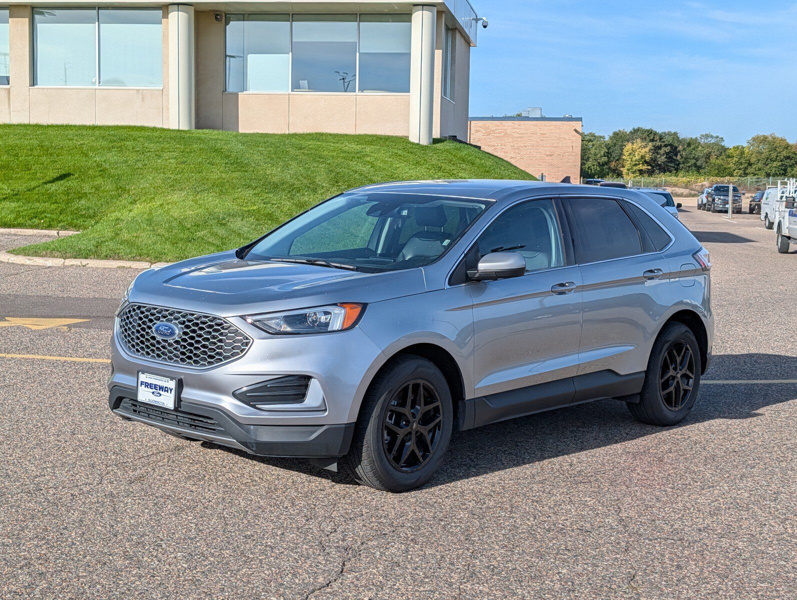 2024 FORD Edge