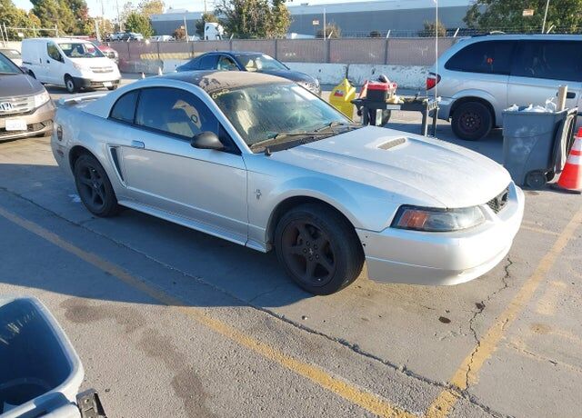 2003 FORD Mustang