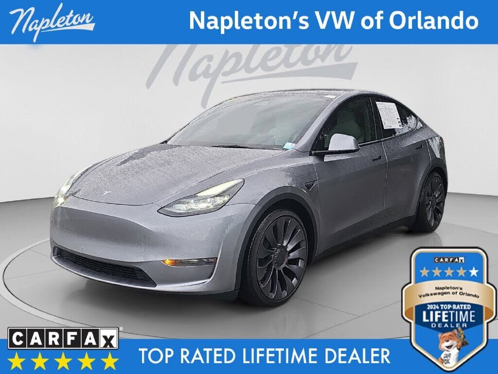 2025 TESLA Model Y