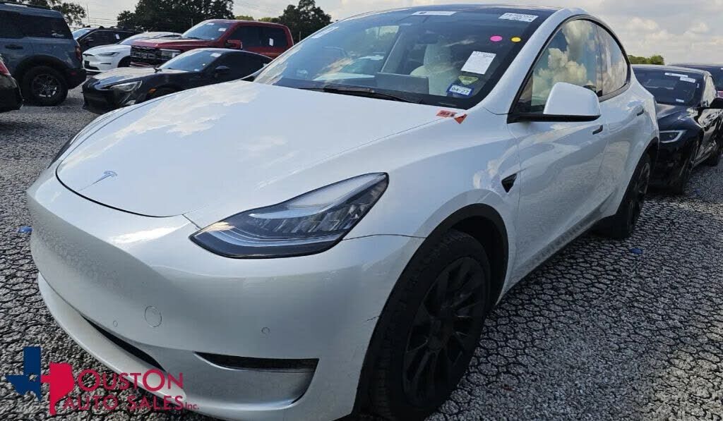 2021 TESLA Model Y