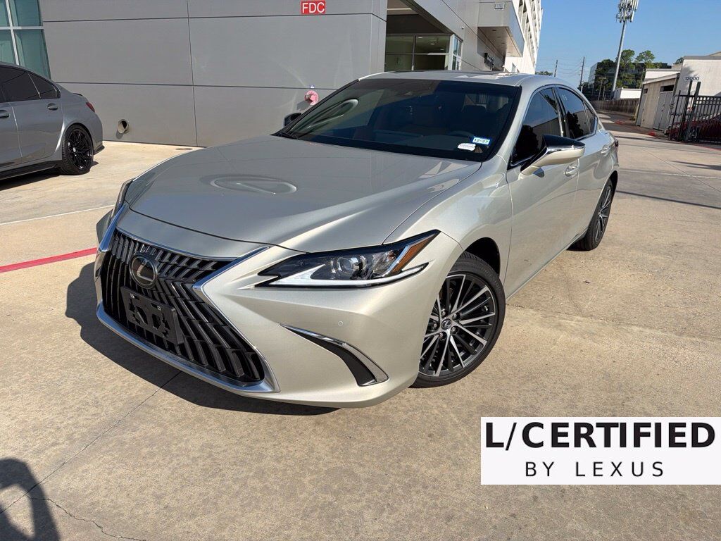 2025 LEXUS ES