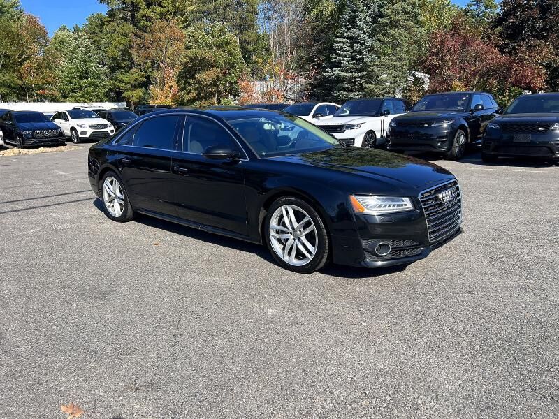2017 AUDI A8