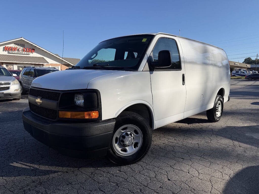2017 CHEVROLET Express
