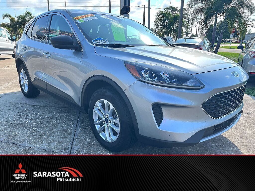 2022 FORD Escape