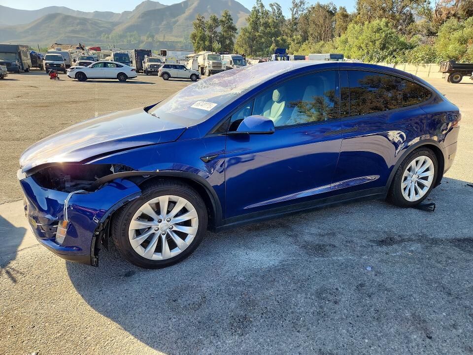 2018 TESLA Model X