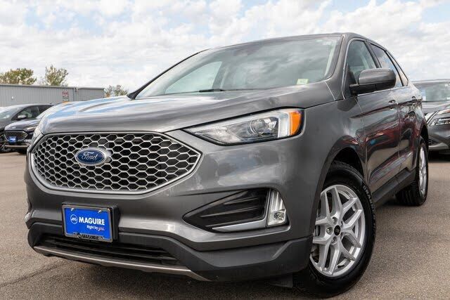 2023 FORD Edge