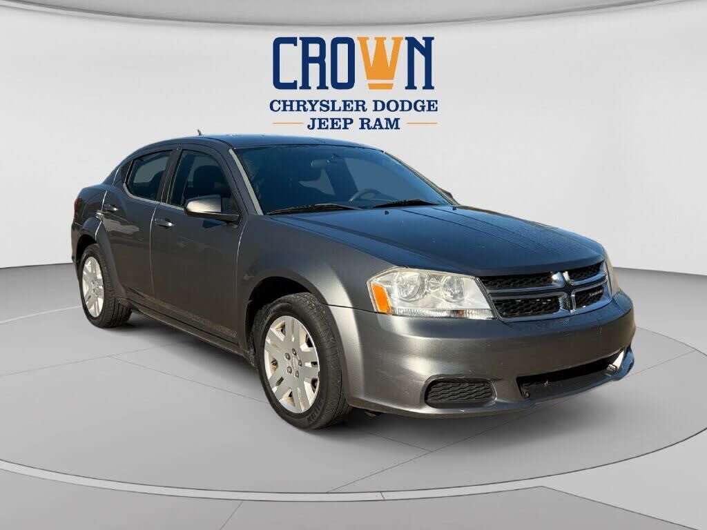 2013 DODGE Avenger