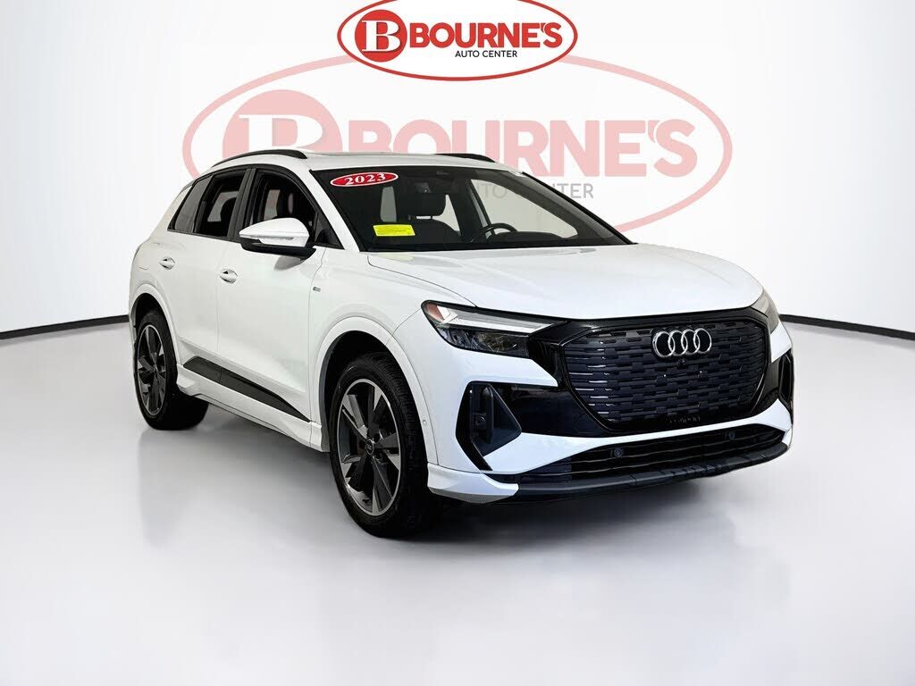 2023 AUDI Q4