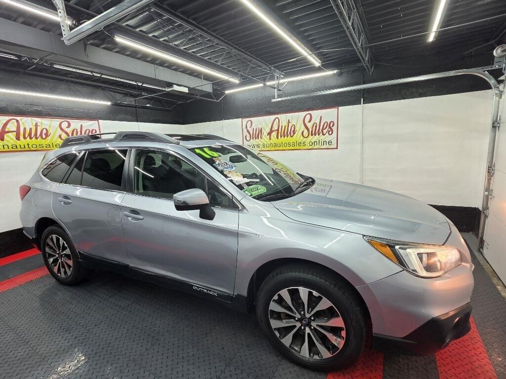 2016 SUBARU Outback