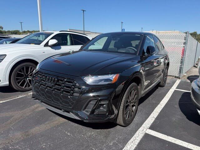 2024 AUDI SQ5