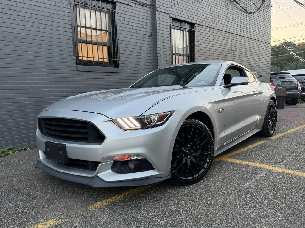 2017 FORD Mustang
