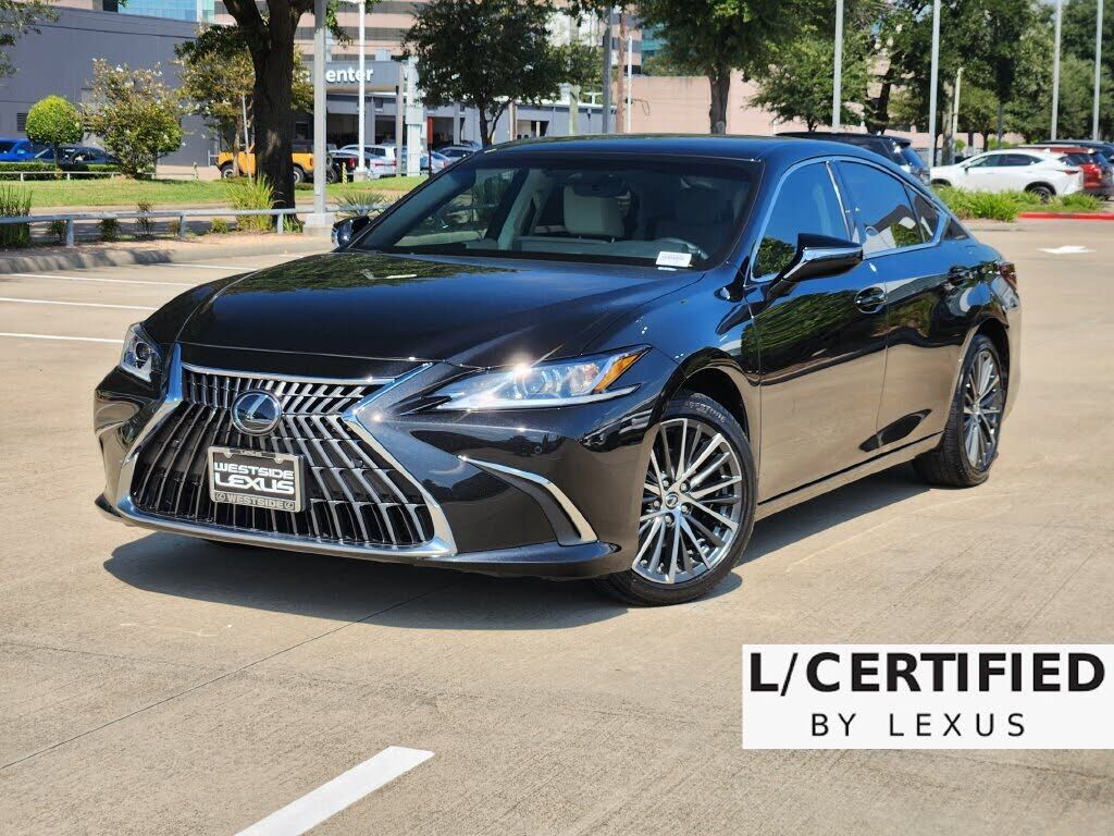 2025 LEXUS ES