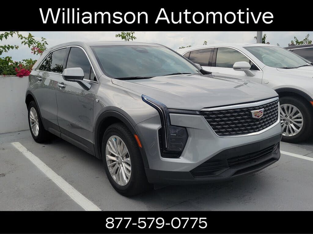 2024 CADILLAC XT4
