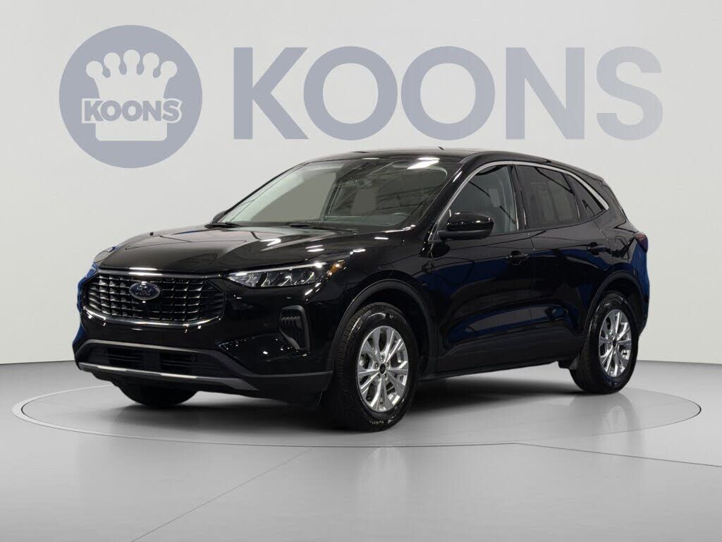 2023 FORD Escape
