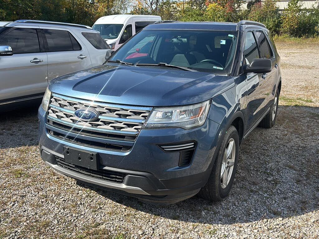 2018 FORD Explorer