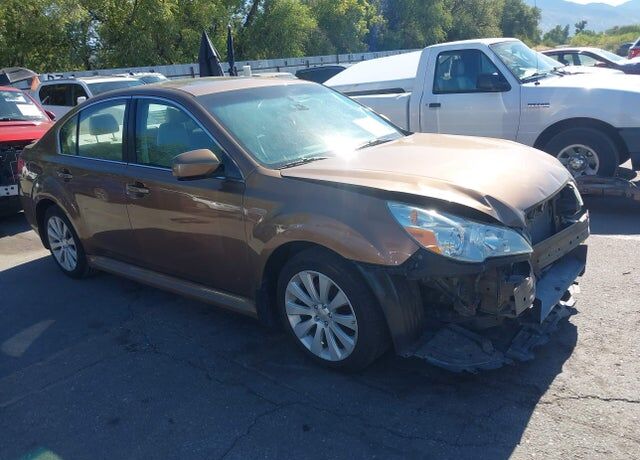 2011 SUBARU Legacy