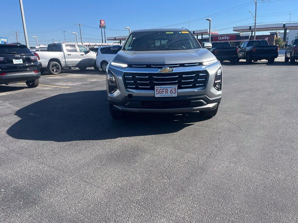 2025 CHEVROLET Equinox