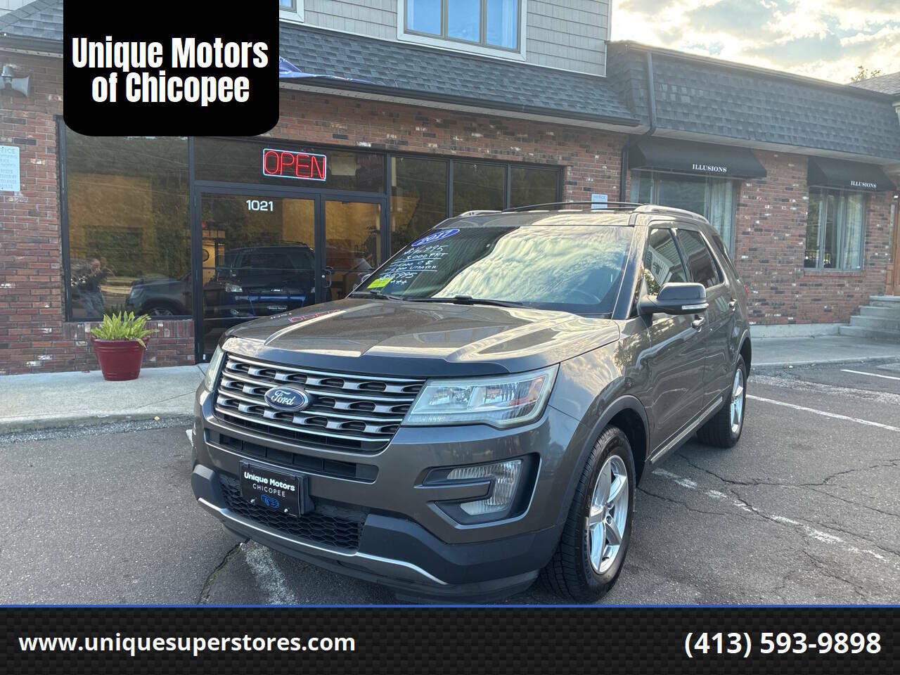 2017 FORD Explorer