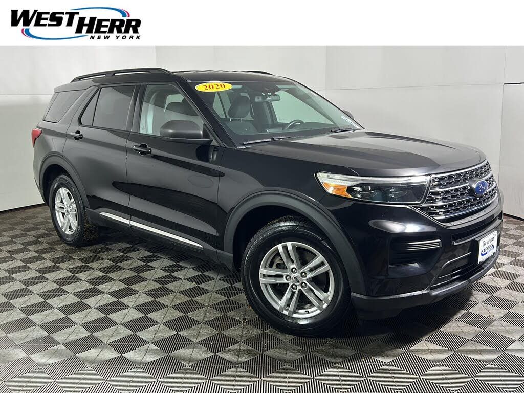 2020 FORD Explorer