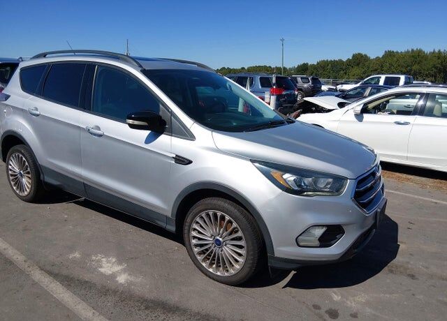 2017 FORD Escape