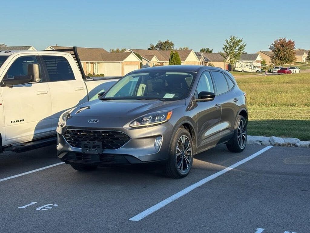 2022 FORD Escape